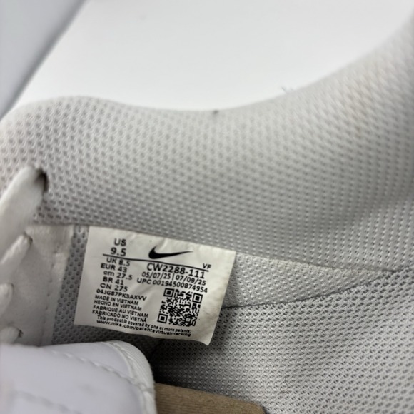 Nike Air Force 1 '07 Low Triple White Men's Size 9.5 - Picture 10 of 10